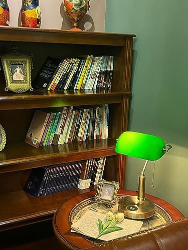 Bankers Lamp Set with Wireless Charging Port — photo 3
